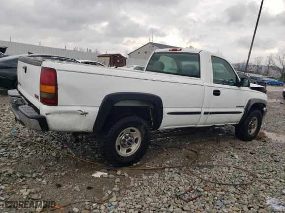 2000 GMC New Sierra 2500 SLE with VIN 1GTGK24U8YE229736, listed as a Copart auction lot 80133554 with NaN miles and Non Repairable. Bid and sale history available at carsss.com. Image 3.
