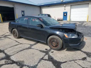 2012 Volkswagen Passat S with VIN 1VWAP7A39CC006994, listed as a Copart auction lot 59268465 with 180,500 mi miles and Salvage title. Bid and sale history available at DreamBid. Image 4.