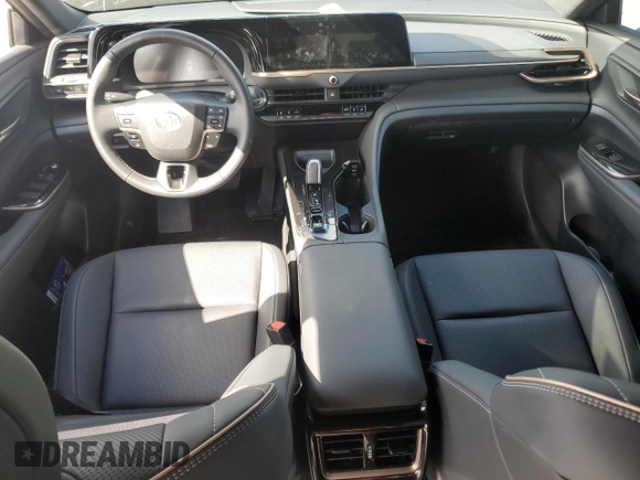2025 Toyota Crown XLE with VIN JTDAAAAF9S3033607, listed as a Copart auction lot 44990355 with 6,264 mi miles and Clean Title. Bid and sale history available at carsss.com. Image 8.