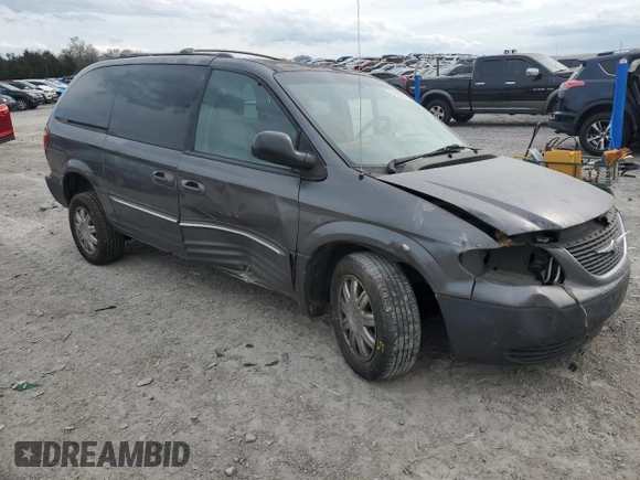 2004 Chrysler Town & Country Touring with VIN 2C4GP54L34R518918, listed as a Copart auction lot 51462665 with 362,611 mi miles and Salvage Title. Bid and sale history available at DreamBid. Image 4.