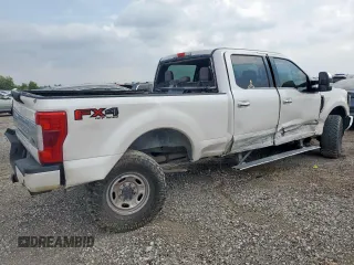 2017 Ford F-250 Lariat with VIN 1FT7W2BT7HEE41901, listed as a Copart auction lot 55635425 with 233,769 mi miles and Salvage title. Bid and sale history available at DreamBid. Image 3.