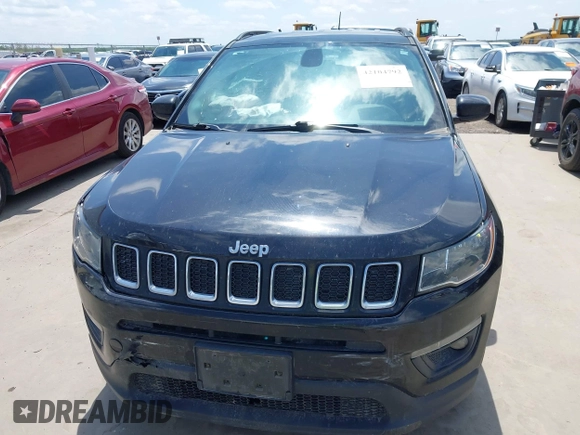 2017 Jeep Compass Latitude z VIN 3C4NJCBB7HT690833, wystawiony jako IAAI lot #42104792 z przebiegiem 64 272 mil mil oraz . Historia ofert i sprzedaży dostępna na DreamBid. Obrazek 12.