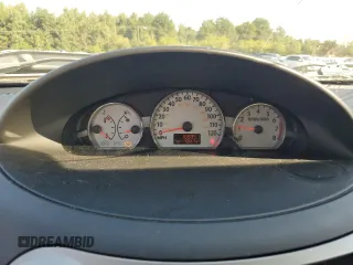 2006 Saturn ION z VIN 1G8AW15F86Z172491, wystawiony jako Copart lot #73572334 z przebiegiem 188 851 mil mil oraz Czysty tytuł • Clean title. Historia ofert i sprzedaży dostępna na DreamBid. Obrazek 9.