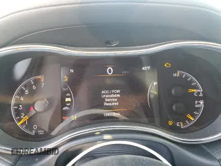 2017 Jeep Grand Cherokee Summit z VIN 1C4RJFJG6HC695291, wystawiony jako Copart lot #84927914 z przebiegiem 136 553 mil mil oraz Szkoda całkowita • Salvage title. Historia ofert i sprzedaży dostępna na DreamBid. Obrazek 9.