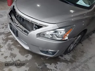 2013 Nissan Altima S with VIN 1N4AL3APXDC210446, listed as a IAAI auction lot 41973949 with 258,640 mi miles and . Bid and sale history available at DreamBid. Image 13.