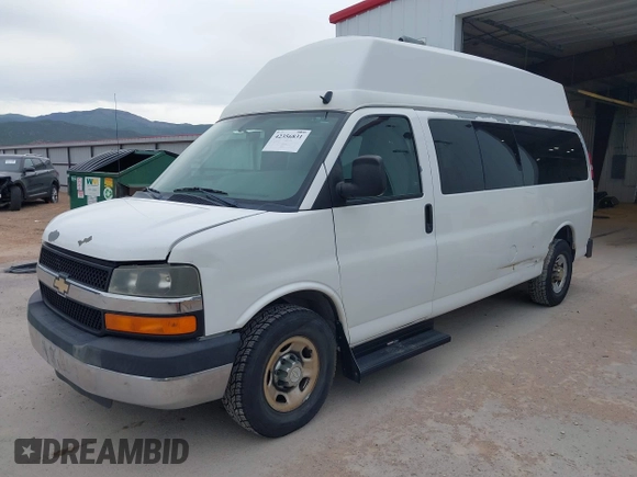 2011 Chevrolet Express Passenger 1LT с VIN 1GAZG1FG5B1106432, выставлен на аукционе IAAI как лот 42356831 с пробегом 216 679 миль миль и . История ставок и продаж доступна на DreamBid. Изображение 17.