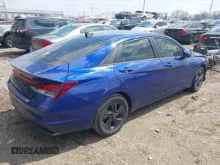 2021 Hyundai Elantra SEL z VIN 5NPLM4AG7MH045336, wystawiony jako IAAI lot #42016788 z przebiegiem 81 401 mil mil oraz . Historia ofert i sprzedaży dostępna na DreamBid. Obrazek 4.