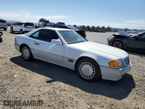 1992 Mercedes-Benz 500 z VIN WDBFA66E7NF049079, wystawiony jako Copart lot #52642285 z przebiegiem 69 976 mil mil oraz Szkody całkowita. Historia ofert i sprzedaży dostępna na DreamBid. Obrazek 4.