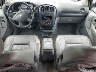 2005 Dodge Caravan SXT with VIN 2D8GP44L45R313203, listed as a Copart auction lot 55309895 with 150,810 mi miles and Salvage Title. Bid and sale history available at DreamBid. Image 8.