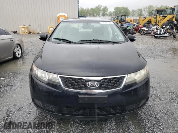 2010 Kia Forte EX z VIN KNAFU4A26A5861366, wystawiony jako Copart lot #51791605 z przebiegiem 161 093 mil mil oraz Szkoda całkowita • Salvage title. Historia ofert i sprzedaży dostępna na DreamBid. Obrazek 5.