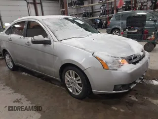 2010 Ford Focus SEL with VIN 1FAHP3HN8AW122237, listed as a IAAI auction lot 41203994 with 117,440 mi miles. Bid and sale history available at carsss.com. Image 1.