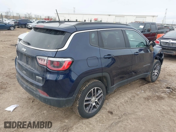 2018 Jeep Compass Altitude with VIN 3C4NJDBB8JT142514, listed as a IAAI auction lot 41528444 with 102,874 mi miles and . Bid and sale history available at carsss.com. Image 4.