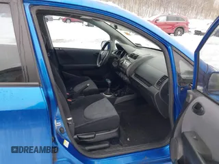 2007 Honda Fit Sport with VIN JHMGD37687S023604, listed as a IAAI auction lot 41310146 with 358,465 mi miles. Bid and sale history available at carsss.com. Image 5.