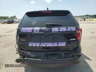 2017 Ford Police Interceptor Utility с VIN 1FM5K8AT2HGD93067, выставлен на аукционе Copart как лот 58985415 с пробегом 176 979 миль миль и Списание • Salvage title. История ставок и продаж доступна на DreamBid. Изображение 6.