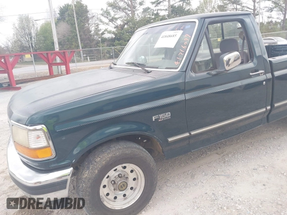 1995 Ford F-150 with VIN 1FTEF15N3SLB27468, listed as a IAAI auction lot 41848685 with 163,044 mi miles. Bid and sale history available at carsss.com. Image 6.