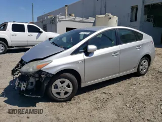 2011 Toyota Prius I z VIN JTDKN3DU6B1366423, wystawiony jako Copart lot #57634085 z przebiegiem 121 177 mil mil oraz Czysty tytuł • Clean title. Historia ofert i sprzedaży dostępna na DreamBid. Obrazek 1.