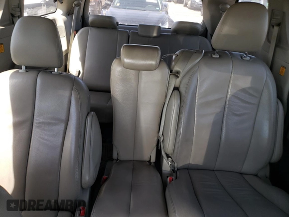 2013 Toyota Sienna XLE AAS с VIN 5TDYK3DC2DS313685, выставлен на аукционе Copart как лот 56064505 с пробегом 115 624 миль миль и Списание • Salvage title. История ставок и продаж доступна на DreamBid. Изображение 10.