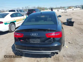 2013 Audi S6 Prestige with VIN WAUJ2AFC0DN096028, listed as a IAAI auction lot 41817347 with 132,992 mi miles. Bid and sale history available at carsss.com. Image 17.