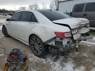 2017 Lincoln Continental Reserve with VIN 1LN6L9NPXH5629593, listed as a Copart auction lot 41406955 with 111,956 mi miles and Salvage Title. Bid and sale history available at carsss.com. Image 2.