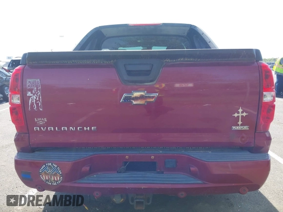2007 Chevrolet Avalanche LTZ with VIN 3GNFK12327G257739, listed as a IAAI auction lot 42159715 with 224,306 mi miles. Bid and sale history available at carsss.com. Image 14.