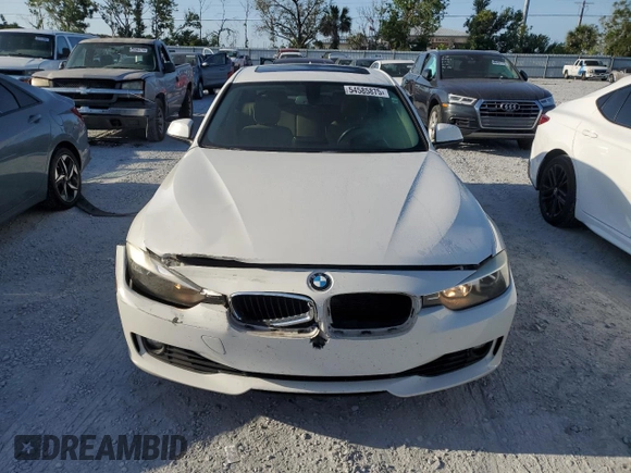 2013 BMW 3 Series 328i с VIN WBA3A5G52DNP19023, выставлен на аукционе Copart как лот 54585875 с пробегом 153 231 миль миль и Списание • Salvage title. История ставок и продаж доступна на DreamBid. Изображение 5.