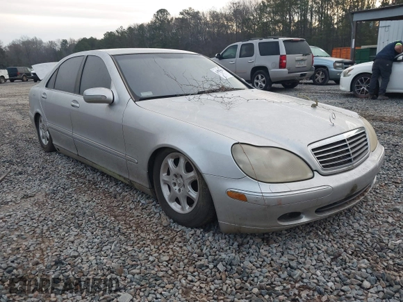 2002 Mercedes-Benz S-Class 4.3L with VIN WDBNG70J32A226516, listed as a IAAI auction lot 41783902 with 162,979 mi miles. Bid and sale history available at carsss.com. Image 1.