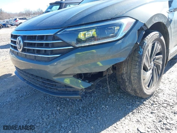 2019 Volkswagen Jetta SEL Premium with VIN 3VWG57BU4KM102200, listed as a IAAI auction lot 41356445 with 85,525 mi miles. Bid and sale history available at carsss.com. Image 6.