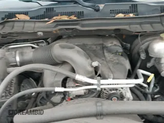 2019 Ram 1500 Express z VIN 1C6RR7FT4KS636345, wystawiony jako IAAI lot #41413262 z przebiegiem 92 981 mil mil oraz . Historia ofert i sprzedaży dostępna na DreamBid. Obrazek 19.