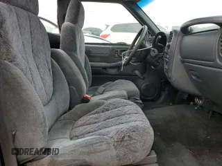 2001 GMC Sonoma SLS with VIN 1GTCS14W618106533, listed as a Copart auction lot 45505595 with 114,830 mi miles and Salvage Title. Bid and sale history available at carsss.com. Image 7.