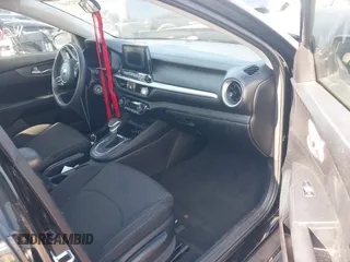 2019 Kia Forte LXS с VIN 3KPF24AD7KE097611, выставлен на аукционе IAAI как лот 42323607 с пробегом 30 697 миль миль и . История ставок и продаж доступна на DreamBid. Изображение 5.
