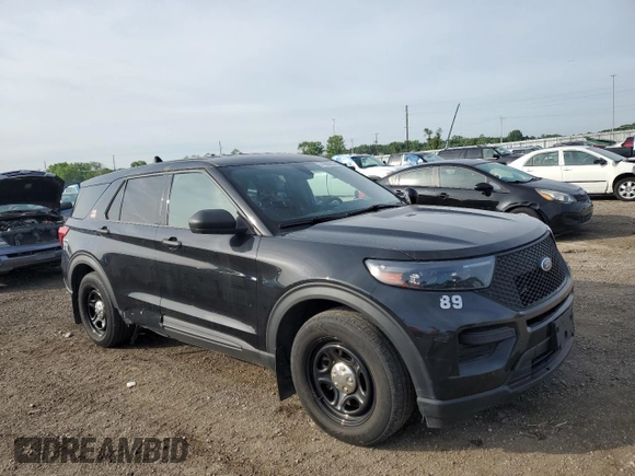 2021 Ford Police Interceptor Utility z VIN 1FM5K8AB9MGA18861, wystawiony jako Copart lot #57983875 z przebiegiem 45 170 mil mil oraz Szkoda całkowita • Salvage title. Historia ofert i sprzedaży dostępna na DreamBid. Obrazek 4.