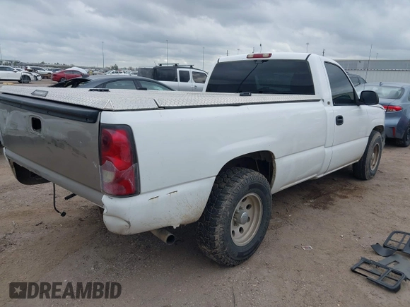 2004 Chevrolet Silverado 1500 Work Truck with VIN 1GCEC14XX4Z201304, listed as a IAAI auction lot 41462671 with 131,083 mi miles. Bid and sale history available at carsss.com. Image 4.