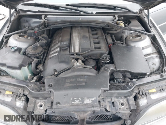 2004 BMW 3 Series 325Ci with VIN WBABD33424PL01554, listed as a IAAI auction lot 41499467 with 211,924 mi miles and . Bid and sale history available at carsss.com. Image 10.