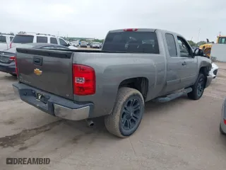2008 Chevrolet Silverado 1500 Work Truck with VIN 1GCEC19CX8Z330185, listed as a IAAI auction lot 41891379 with 189,991 mi miles. Bid and sale history available at carsss.com. Image 4.