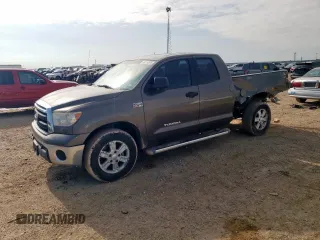 2010 Toyota Tundra с VIN 5TFRY5F11AX079247, выставлен на аукционе Copart как лот 58770295 с пробегом 148 857 миль миль и Списание • Salvage title. История ставок и продаж доступна на DreamBid. Изображение 1.