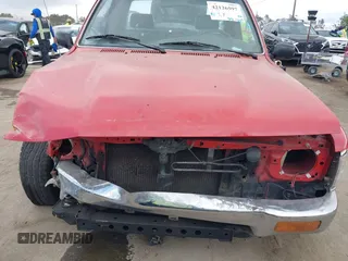 1989 Toyota Pickup DLX with VIN JT4RN93P8K0004371, listed as a IAAI auction lot 42126597 with 180,609 mi miles and . Bid and sale history available at DreamBid. Image 6.