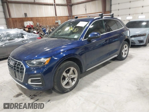 2021 Audi Q5 Premium with VIN WA1AAAFY5M2060669, listed as a IAAI auction lot 41485633 with 31,182 mi miles. Bid and sale history available at carsss.com. Image 2.