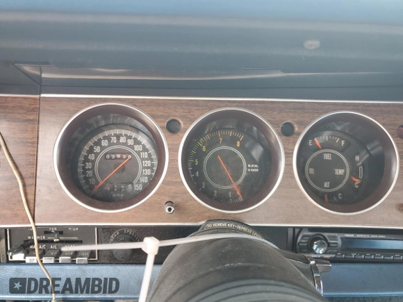 1971 Dodge Challenger с VIN JH27G1B283068, выставлен на аукционе Copart как лот 75908744 с пробегом 3 839 миль миль и Списание • Salvage title. История ставок и продаж доступна на DreamBid. Изображение 9.