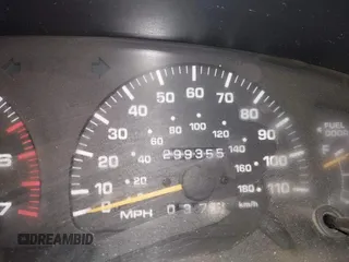1998 Toyota 4Runner SR5 with VIN JT3HN86R1W0183463, listed as a IAAI auction lot 41515690 with 299,355 mi miles and . Bid and sale history available at DreamBid. Image 15.