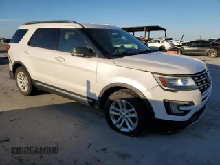 2017 Ford Explorer XLT with VIN 1FM5K7D86HGC65626, listed as a Copart auction lot 46083775 with 118,455 mi miles and Salvage Title. Bid and sale history available at carsss.com. Image 4.