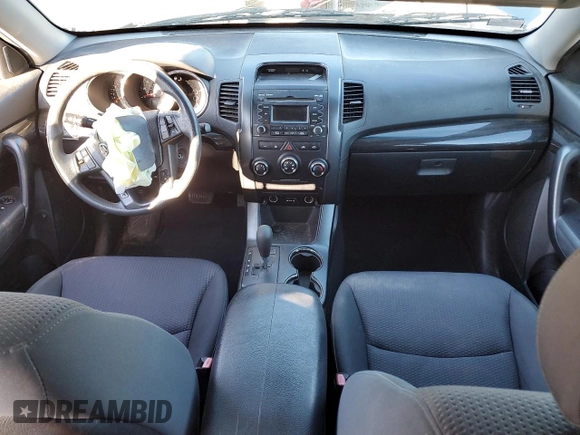 2011 Kia Sorento LX with VIN 5XYKT3A1XBG085760, listed as a Copart auction lot 88143855 with Not Provided miles and Salvage Title. Bid and sale history available at DreamBid. Image 8.