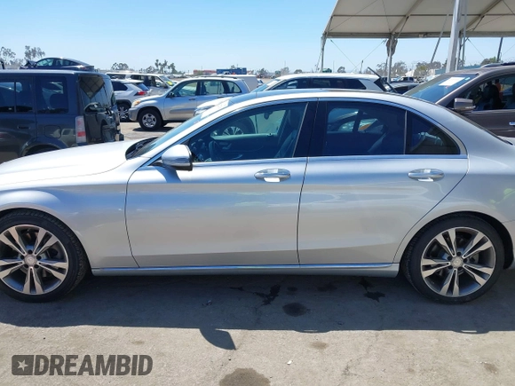 2017 Mercedes-Benz C 300 with VIN 55SWF4JB7HU183618, listed as a IAAI auction lot 42227615 with 72,028 mi miles and . Bid and sale history available at DreamBid. Image 14.