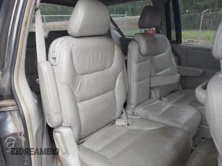 2006 Honda Odyssey EX-L z VIN 5FNRL38756B420817, wystawiony jako IAAI lot #42101271 z przebiegiem 203 892 mil mil oraz . Historia ofert i sprzedaży dostępna na DreamBid. Obrazek 8.