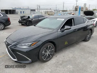 2024 Lexus ES 300h with VIN 58ADA1C17RU044547, listed as a Copart auction lot 58408345 with 39,568 mi miles and Salvage title. Bid and sale history available at DreamBid. Image 1.