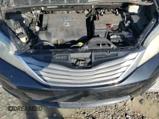 2012 Toyota Sienna XLE AAS z VIN 5TDYK3DC1CS220347, wystawiony jako Copart lot #65015615 z przebiegiem 168 629 mil mil oraz Szkoda całkowita • Salvage title. Historia ofert i sprzedaży dostępna na DreamBid. Obrazek 12.