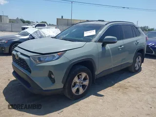 2020 Toyota RAV4 XLE with VIN 2T3W1RFV0LW069849, listed as a IAAI auction lot 42138074 with 112,062 mi miles and . Bid and sale history available at DreamBid. Image 17.