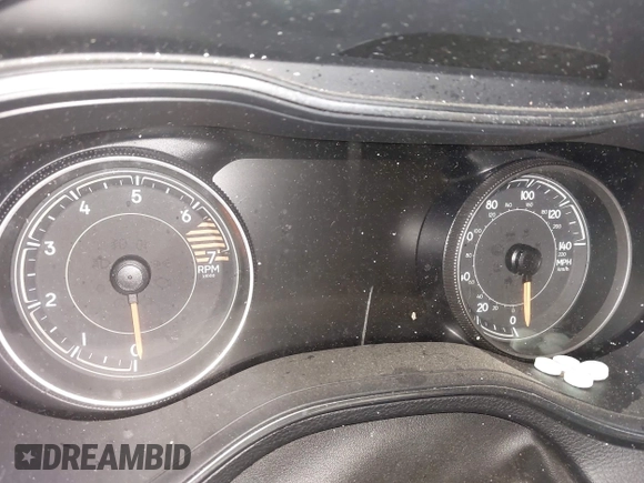 2020 Jeep Cherokee Limited z VIN 1C4PJLDBXLD587216, wystawiony jako IAAI lot #41941781 z przebiegiem Nie podano mil oraz . Historia ofert i sprzedaży dostępna na DreamBid. Obrazek 15.