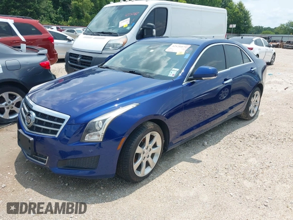 2013 Cadillac ATS Luxury z VIN 1G6AH5SX6D0155018, wystawiony jako IAAI lot #42126079 z przebiegiem 111 502 mil mil oraz . Historia ofert i sprzedaży dostępna na DreamBid. Obrazek 2.