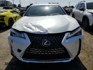 2024 Lexus UX 250h Premium with VIN JTHP9JBH5R2076214, listed as a Copart auction lot 61501865 with 17,221 mi miles and Salvage title. Bid and sale history available at DreamBid. Image 5.