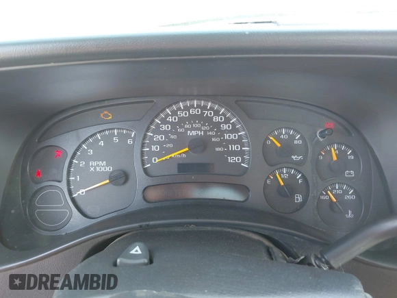 2004 Chevrolet Silverado 1500 Work Truck with VIN 1GCEC14X54Z233870, listed as a IAAI auction lot 42114163 with 236,226 mi miles. Bid and sale history available at carsss.com. Image 7.